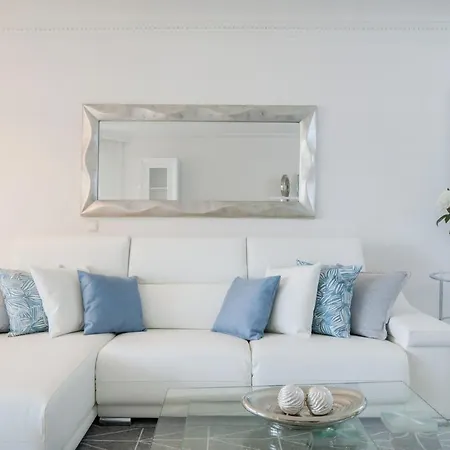 Apartment Coral Esmeralda Beach 2 Bedrooms *
