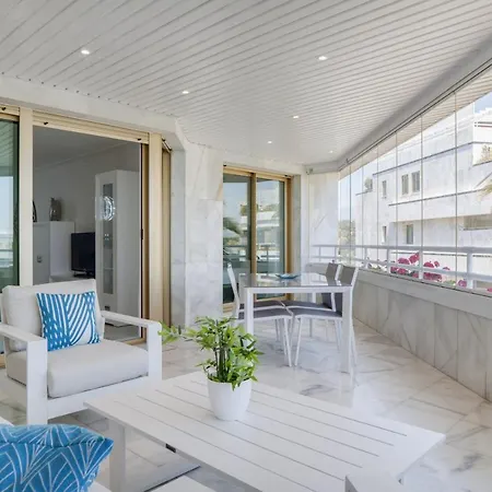 Coral Esmeralda Beach 2 Bedrooms Apartment Marbella